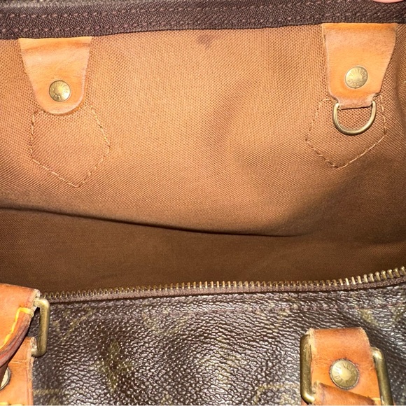 Louis Vuitton Speedy 30 - Picture 12 of 16